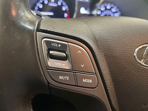Used 2018 Hyundai Santa Fe Sport 2.0T FWD image 28
