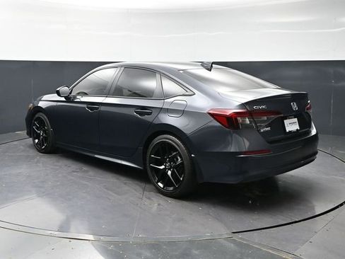 Used 2025 Honda Civic Sport image 7