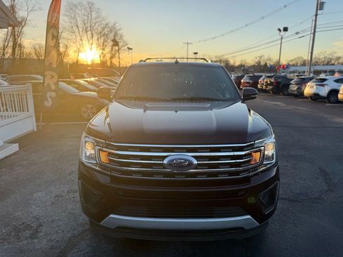 Used 2020 Ford Expedition Max XLT w/ Equipment Group 202A image 4