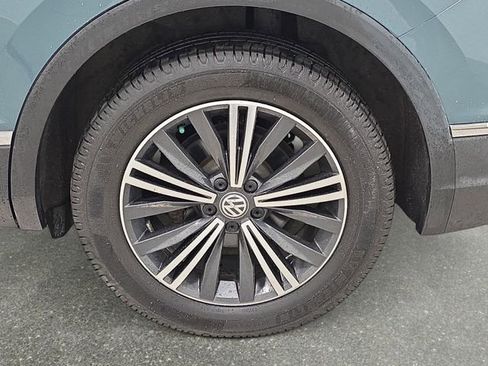 Used 2019 Volkswagen Tiguan SEL w/ 3rd Row Seat Package AWD/4WD image 31