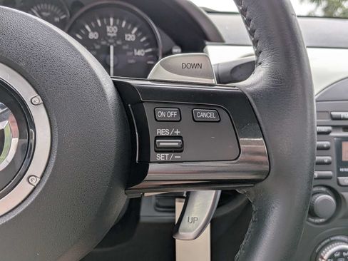 Used 2015 MAZDA MX-5 Miata Club RWD image 31