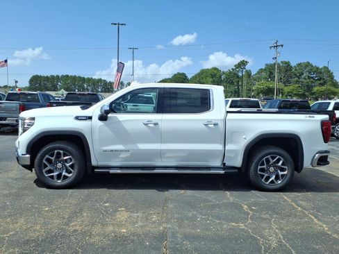 New 2026 GMC Sierra 1500 SLT w/ SLT Premium Plus Package AWD/4WD image 1