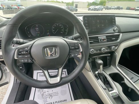 Used 2018 Honda Accord EX-L image 15