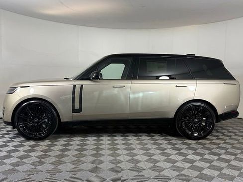 New 2025 Land Rover Range Rover Long Wheelbase SE image 3