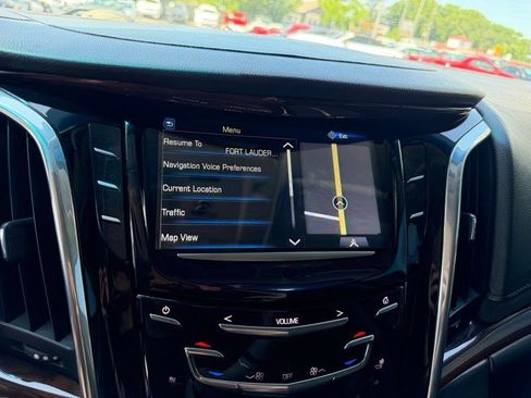 Used 2018 Cadillac Escalade ESV 2WD image 66