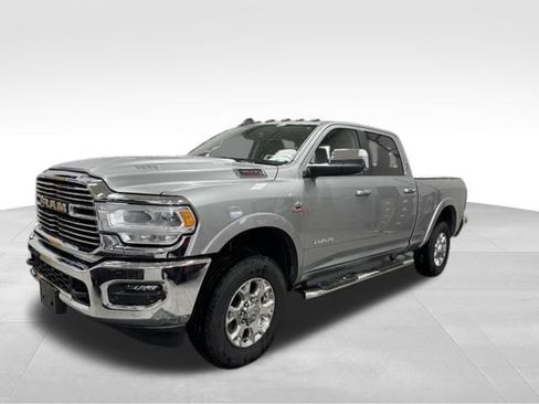 Used 2022 RAM 3500 Laramie image 3