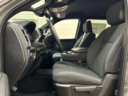 New 2026 RAM 2500 Tradesman AWD/4WD image 7