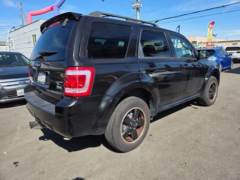 Used 2011 Ford Escape XLT w/ 202A Rapid Spec Order Code image 3