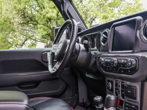 Used 2022 Jeep Wrangler Unlimited Sahara w/ Cold Weather Group AWD/4WD image 77