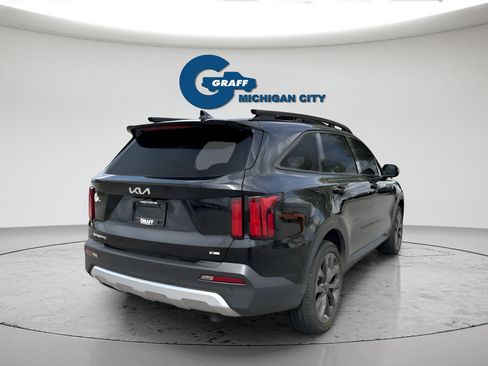 Used 2023 Kia Sorento SX Prestige AWD/4WD image 5