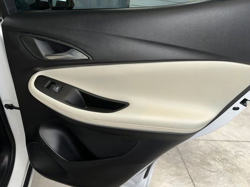 Certified 2024 Buick Encore GX Avenir w/ Avenir Convenience Package image 29