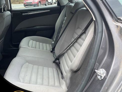 Used 2014 Ford Fusion S FWD image 19