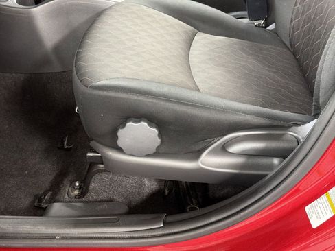 Used 2024 Mitsubishi Mirage ES FWD image 13