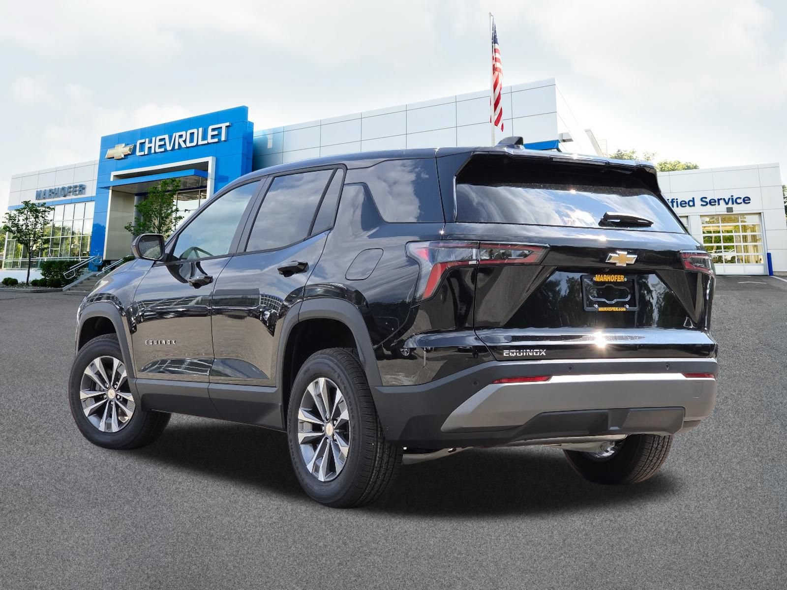 New 2027 Chevrolet Equinox LT w/ Convenience Package II FWD image 18