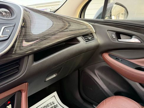 Used 2017 Buick Envision Essence image 27
