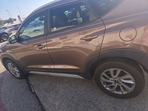 Used 2017 Hyundai Tucson SE image 6