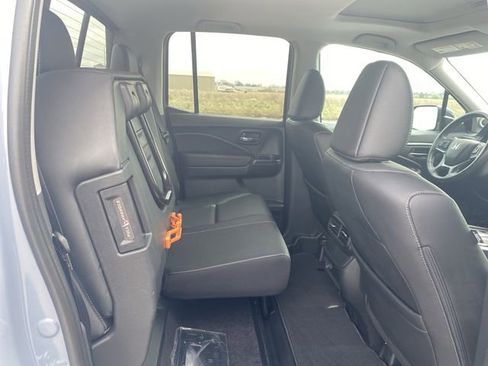 Used 2025 Honda Ridgeline RTL image 19