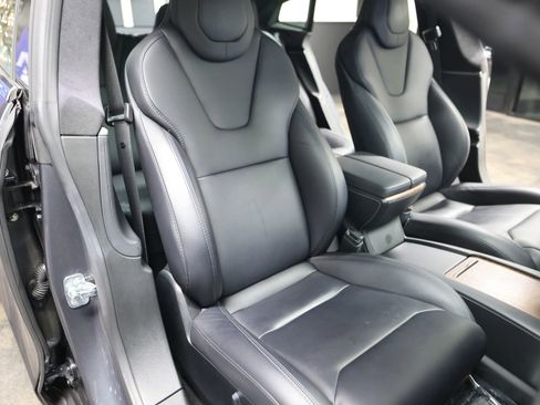 Used 2018 Tesla Model S 75D image 33