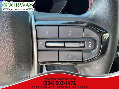 Used 2023 Chevrolet Colorado Z71 image 17