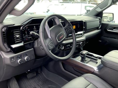 Used 2024 GMC Sierra 1500 SLT w/ SLT Premium Plus Package image 15