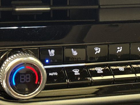 Certified 2025 Honda Prologue Elite image 30