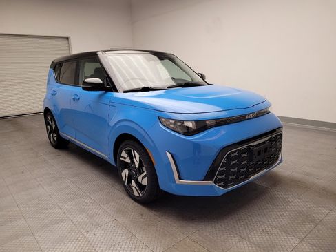 Used 2023 Kia Soul GT-Line image 13