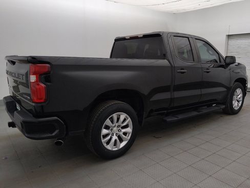 Used 2019 Chevrolet Silverado 1500 Custom w/ Custom Value Package RWD image 10