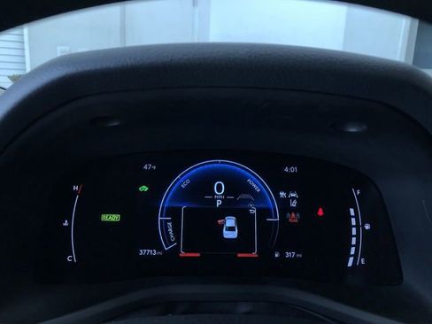 Certified 2025 Toyota Camry LE image 32