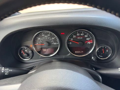 Used 2015 Jeep Wrangler Unlimited Rubicon AWD/4WD image 23