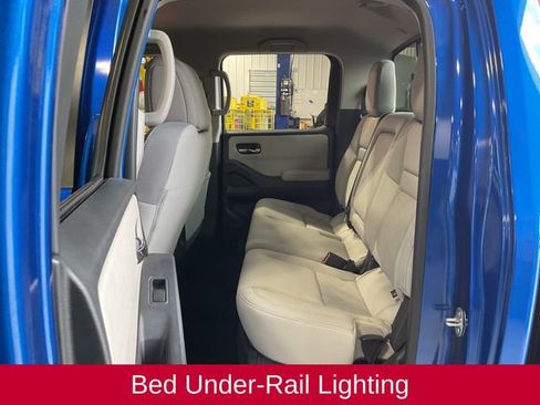 Used 2025 Nissan Frontier SV w/ SV Convenience Package image 10