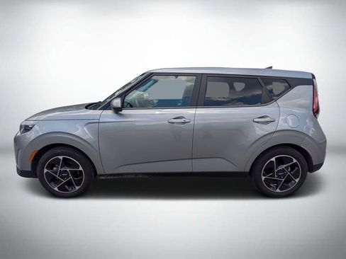 Used 2024 Kia Soul EX w/ Option Group 015 FWD image 5