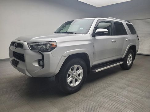 Used 2019 Toyota 4Runner SR5 image 2
