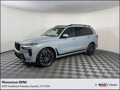 Used 2026 BMW X7 xDrive40i w/ M Sport Package AWD/4WD image 1