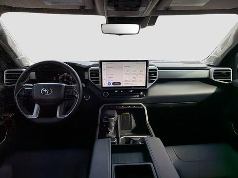 Used 2024 Toyota Tundra Limited image 15