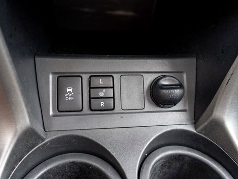 Used 2011 Toyota RAV4 Limited image 27