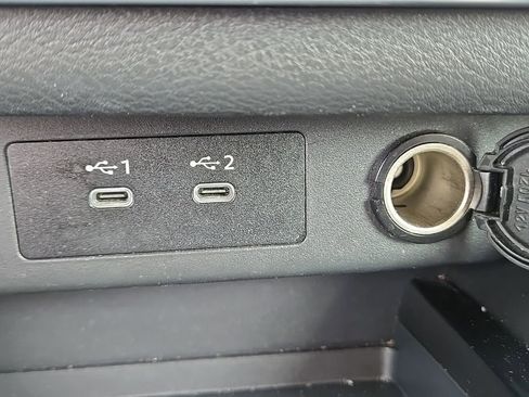 Used 2024 Nissan Rogue SV image 26