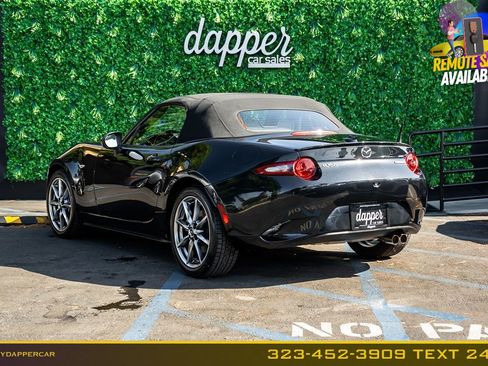 Used 2022 MAZDA MX-5 Miata Grand Touring w/ Weather Package RWD image 11