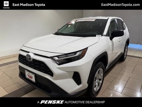 Certified 2025 Toyota RAV4 LE AWD/4WD image 1