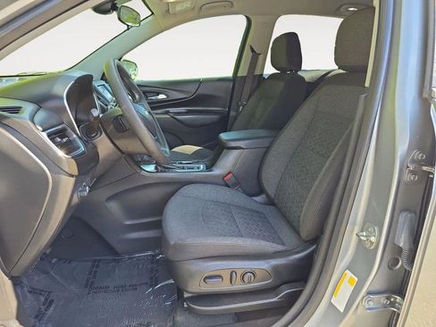 Used 2023 Chevrolet Equinox LT image 10
