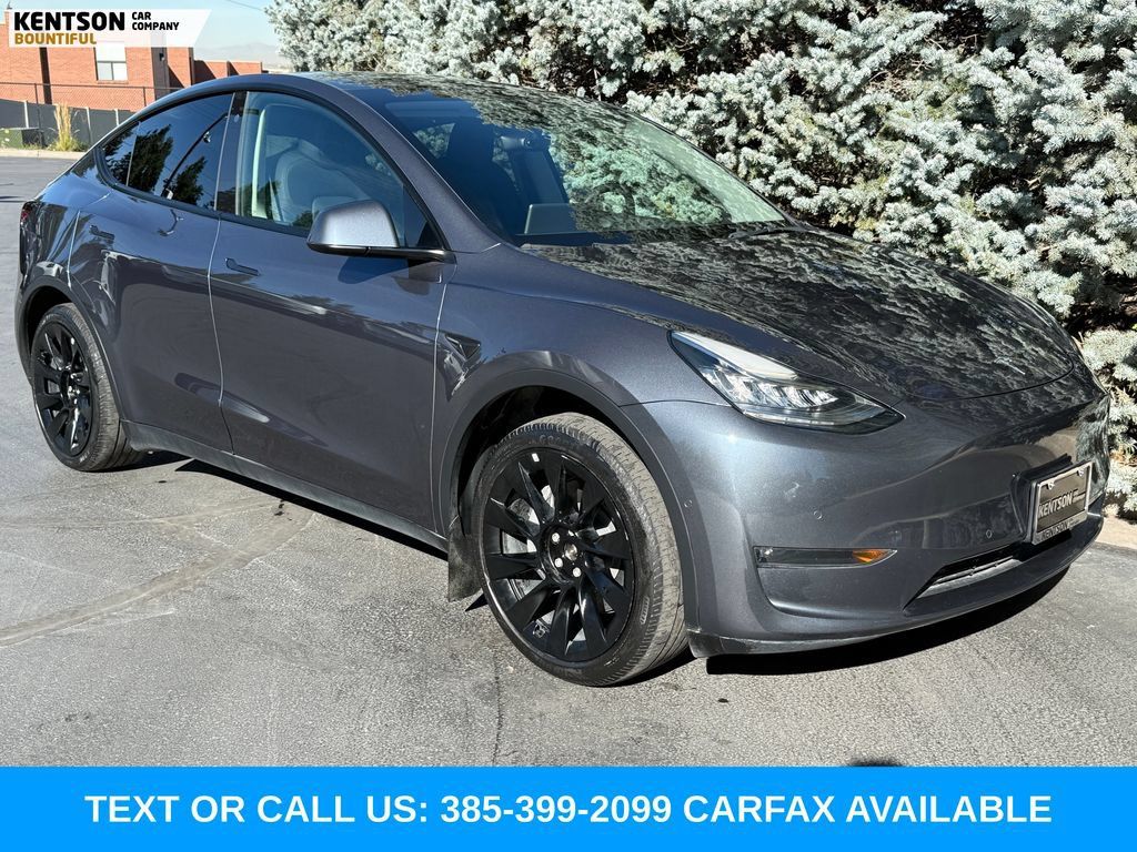 Used 2022 Tesla Model Y Long Range AWD/4WD image 12