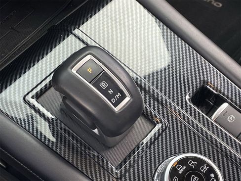 Used 2023 Mitsubishi Outlander SE Black Edition image 29