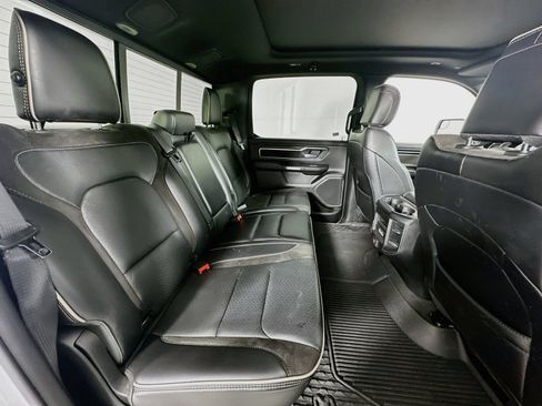 Used 2023 RAM 1500 Laramie AWD/4WD image 27