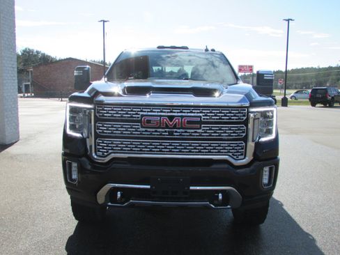 Used 2022 GMC Sierra 3500 Denali w/ Denali Ultimate Package image 7