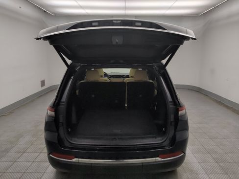 Used 2022 Jeep Grand Cherokee Limited 4xe image 29