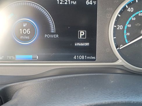 Used 2023 Nissan Leaf S image 8