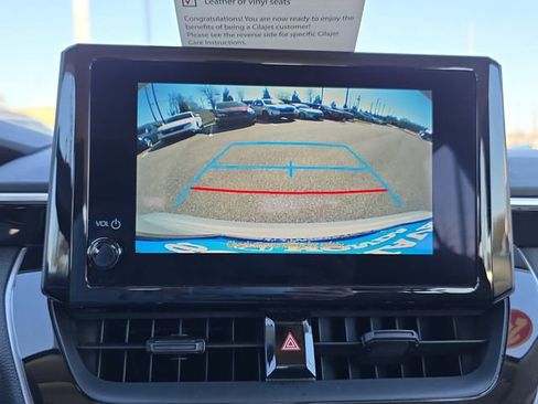 Used 2024 Toyota Corolla LE image 25