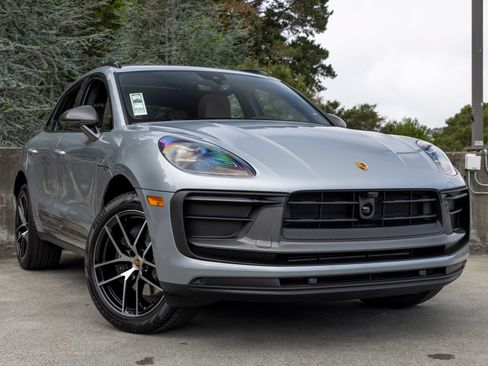 New 2026 Porsche Macan Turbo AWD/4WD image 9