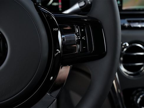 New 2026 Rolls-Royce Cullinan image 23