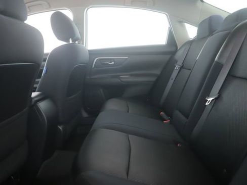 Used 2017 Nissan Altima 2.5 SR image 24