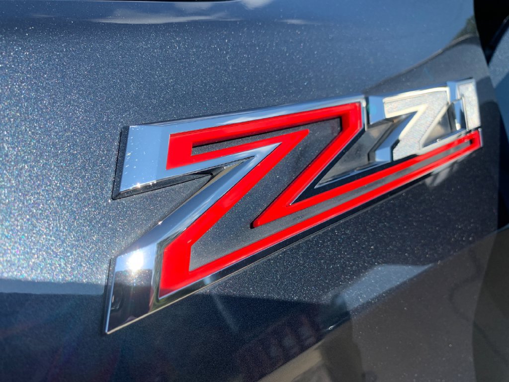 Used 2022 Chevrolet Silverado 1500 RST AWD/4WD image 37